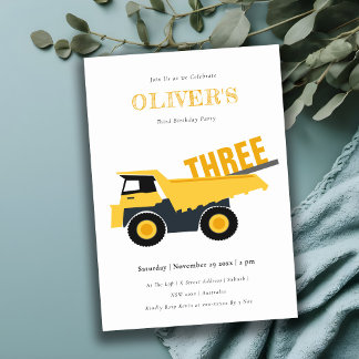 Niedlicher Bebauungspult jedes Alter Geburtstag Einladung