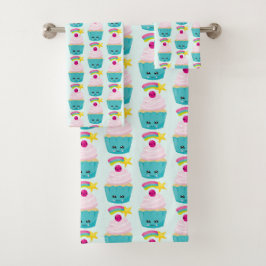 Niedlicher Blue Cupcake mit Kawaii Gesichtsmuster Badhandtuch Set