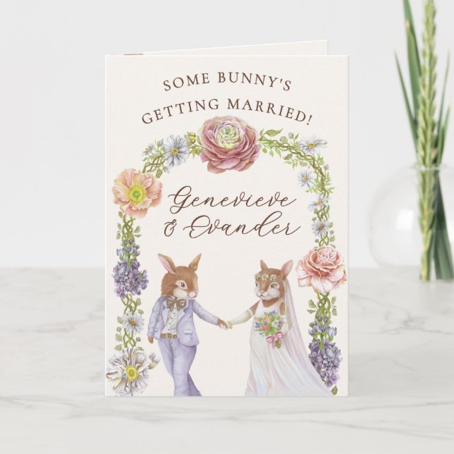 Niedlicher Blumenbunny Rabbit Hochzeit Glückwunsch Karte (Vorderseite)