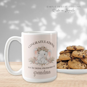 Niedlicher Boho zu Oma-Schwangerschaft-Offenbarung Kaffeetasse