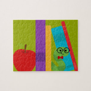 Niedlicher Bücherwurm mit Apfelkinderdesign