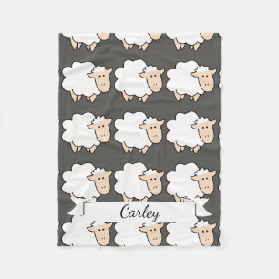 Niedlicher Cartoon Baby Sheep & Name in Script Fleecedecke