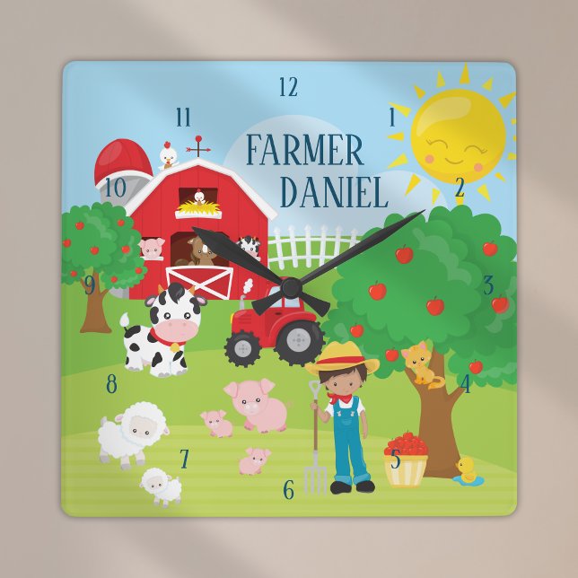 Niedlicher Cartoon Barnyard Tiere, Bauer und Trakt Quadratische Wanduhr (Von Creator hochgeladen)