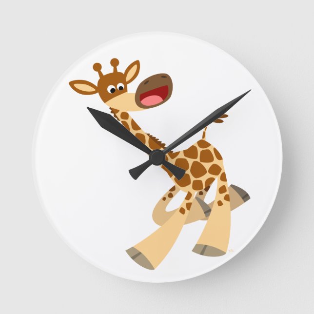 Niedlicher Cartoon, der Giraffenmauer verliebt Runde Wanduhr (Vorderseite)