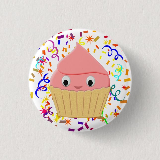 Niedlicher Cartoon Erdbeere Cupcake mit Confetti Button (Vorderseite)