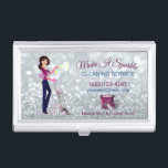 Niedlicher Cartoon Haushaltshilfe Glitzer Reinigun Visitenkarten Dose<br><div class="desc">Niedliche Silver Imitate Glitzer Sparkle Cleaning Services Business Card. Diese niedliche Visitenkartenhalterung ist einfach zu personalisieren, um alle Ihre Karten zu halten und sich zu überzeugen und einen großen Eindruck zu machen. Berufliches und einzigartiges Design für jede Art von Reinigungsunternehmen. Fügen Sie Ihren Namen und Ihre Details hinzu, um dies...</div>