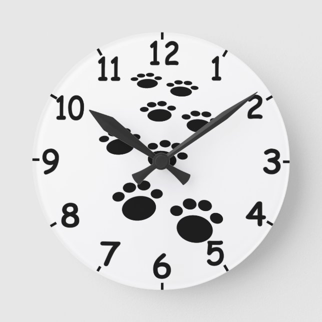 Niedlicher Cartoon Pet Pet Trail Runde Wanduhr (Vorderseite)