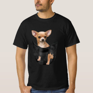 Niedlicher Chihuahua zu Weihnachten in der Tasche T-Shirt