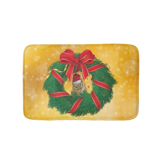 Niedlicher Chipmunk Weihnachtskranz Badematte (Vorderseite)