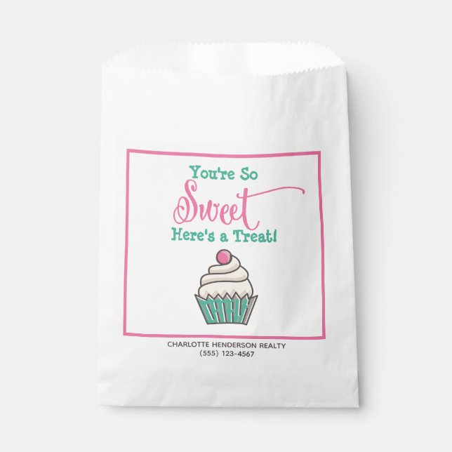 Niedlicher Cupcake mit Cherry Sweet Leckerei Geschenktütchen (Vorderseite)