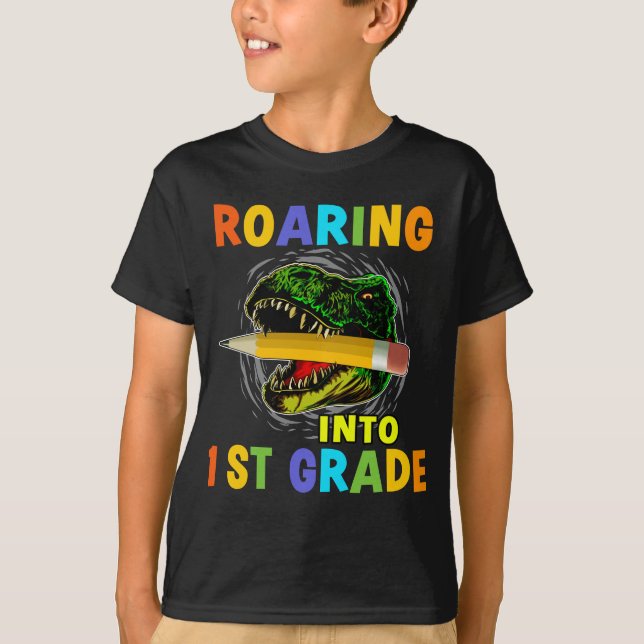 Niedlicher Dinosaurier, der in die 1. T-Shirt (Vorderseite)