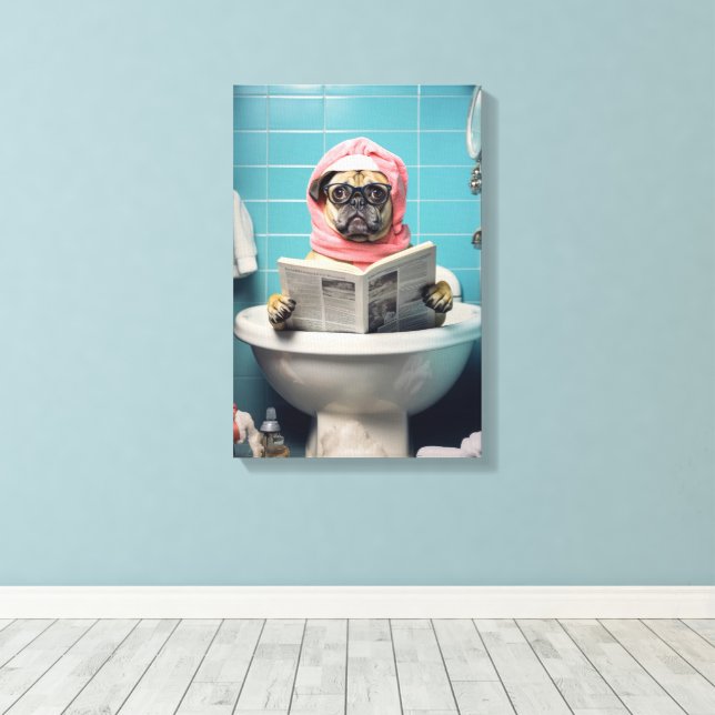 Niedlicher Dog Reading Newspapier im Badezimmer Leinwanddruck (Insitu (Holzboden))