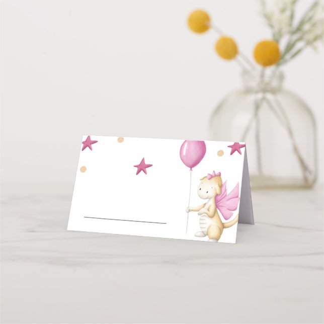 Niedlicher Drache mit Balloon Pink Girl Babydusche Platzkarte (Vorderseite)