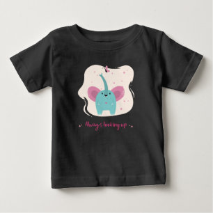 Niedlicher Elefant mit dem ständigen Nachschlagen  Baby T-shirt