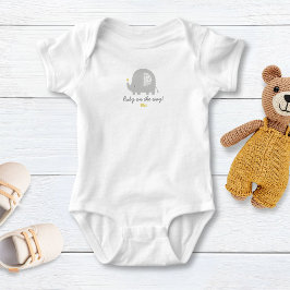 Niedlicher Elefant mit Geburtsjahr Baby Strampler