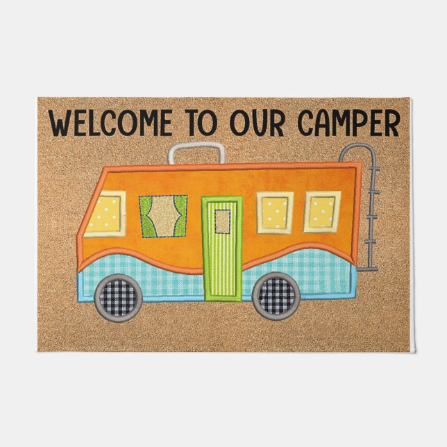 Niedlicher Empfang an der Tür unseres Campers, Cam Fußmatte (Vorderseite)