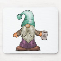 Niedlicher Fall Gnome mit Kaffee-Tasse