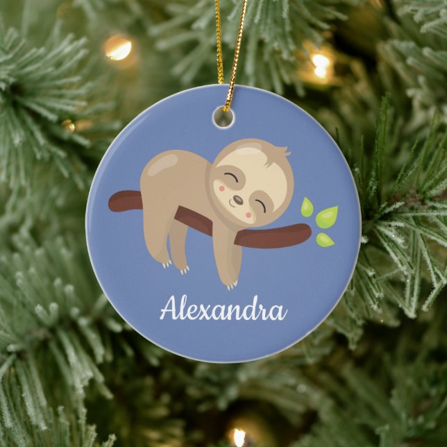 Niedlicher Faultier am Baum Kawaii Keramik Ornament (Baum)