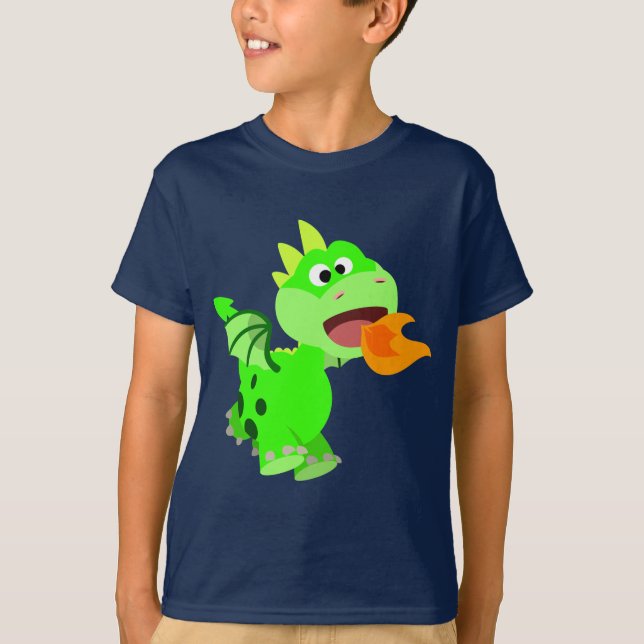Niedlicher Feuerspuckender Cartoon Kinderdrache Ki T-Shirt (Vorderseite)