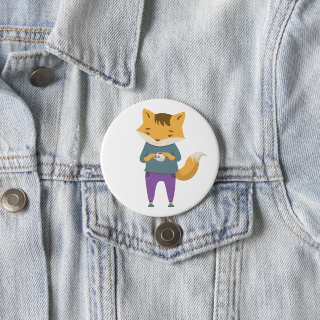 Niedlicher Fuchs mit Tasse Tee Button (Beispiel)
