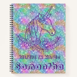 Niedlicher Funkelender Unicorn glaubt an magisches Notizbuch