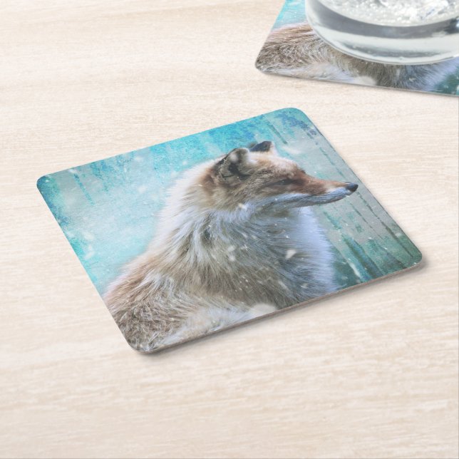 Niedlicher Furry Fox auf Blue Grunge Hintergrund Rechteckiger Pappuntersetzer (angewinkelt)