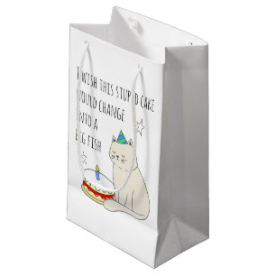 Niedlicher Geburtstagskuchen der Katze Kleine Geschenktüte