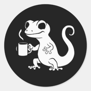 niedlicher Gecko, der eine Kaffeezucht hält Runder Aufkleber
