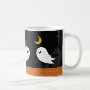 Niedlicher Geist, der nachts durch die Straßen wan Kaffeetasse