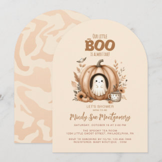 Niedlicher Geist in einer Pumpkindusche Einladung