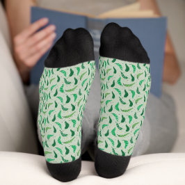 Niedlicher Gemusterter Chile-Paprikaschoten auf gr Socken