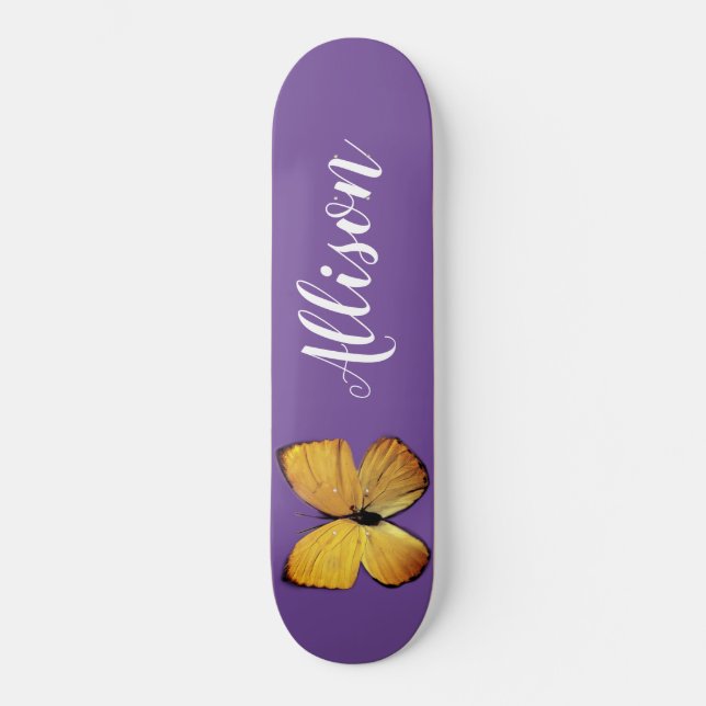 Niedlicher, Girly Lila Yellow Butterfly Personalis Skateboard (Vorderseite)