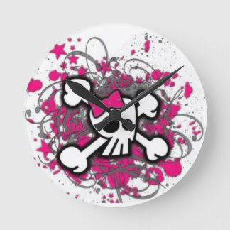 Niedlicher Girly Schädel Runde Wanduhr