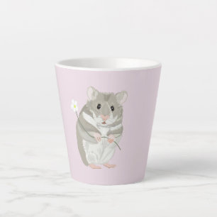 Niedlicher, grauer und weißer Hamster mit einer Bl Milchtasse