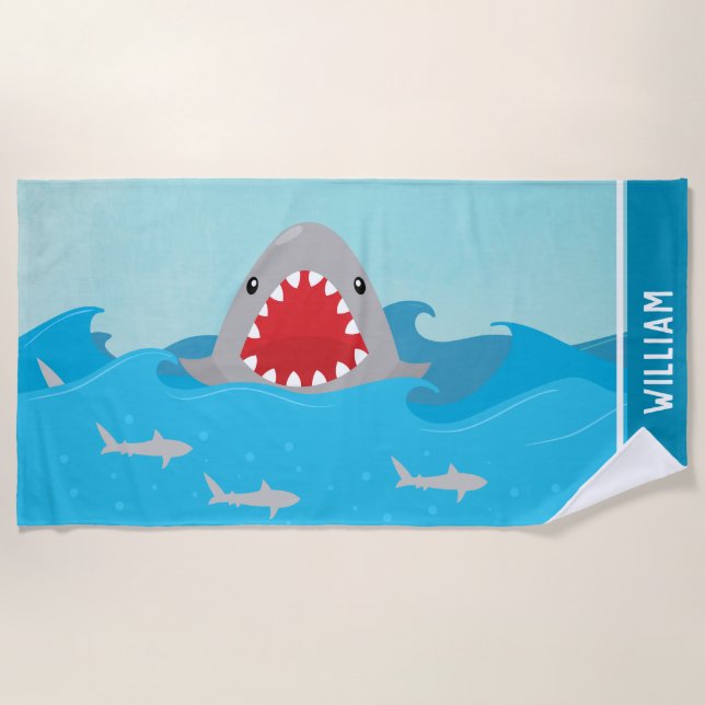 Niedlicher Hai im Wasser | Jungen Personalisiert Strandtuch (Vorderseite)