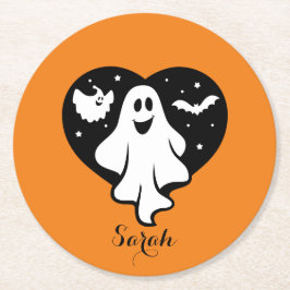 Niedlicher Halloween-Geist mit Herz und Gesicht Runder Pappuntersetzer