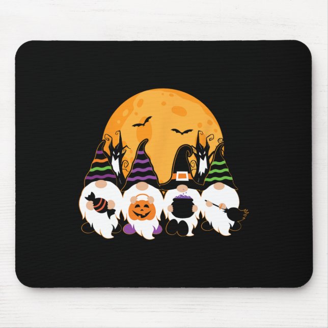 Niedlicher Halloween-Gnome-Spooky-Gartentrick oder Mousepad (Vorne)