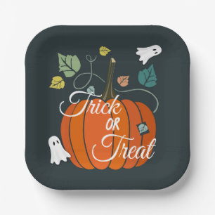 Niedlicher Halloween Pumpkin und Geistertrick oder Pappteller
