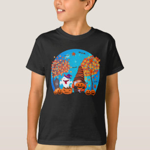 Niedlicher Halloween-T - Shirt und Ghost-Junge