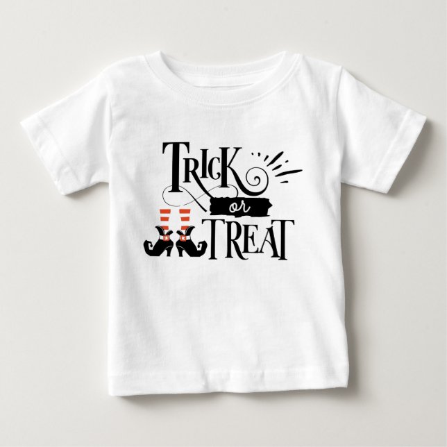 Niedlicher Halloween Trick oder Treat Hexenkind Baby T-shirt (Vorderseite)