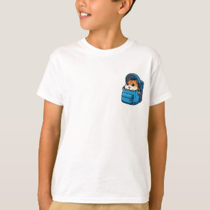 Niedlicher Hamster schaut aus dem Rucksack Kinder T-Shirt