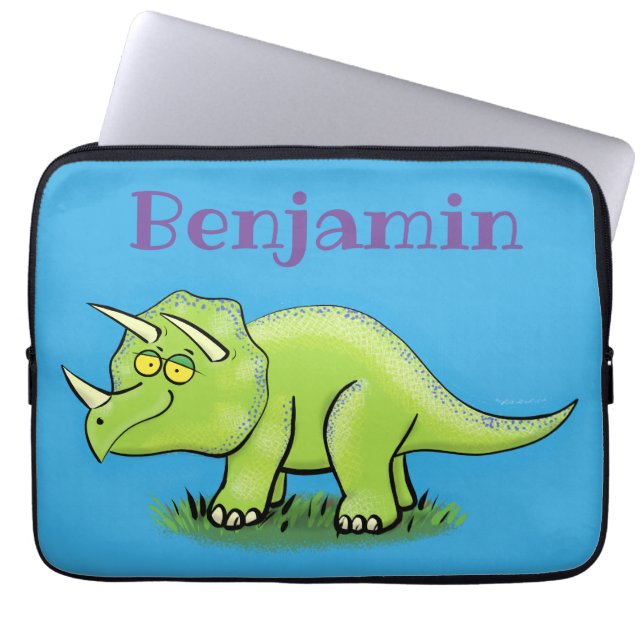 Niedlicher Happy Green Triceratops Dinosaurier Car Laptopschutzhülle (Vorderseite)