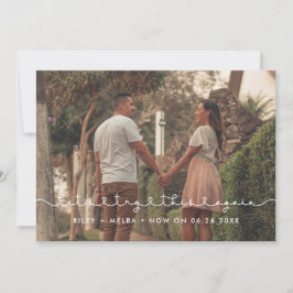 Niedlicher Herzverbinden Schriftart Versuchen wir Ankündigung