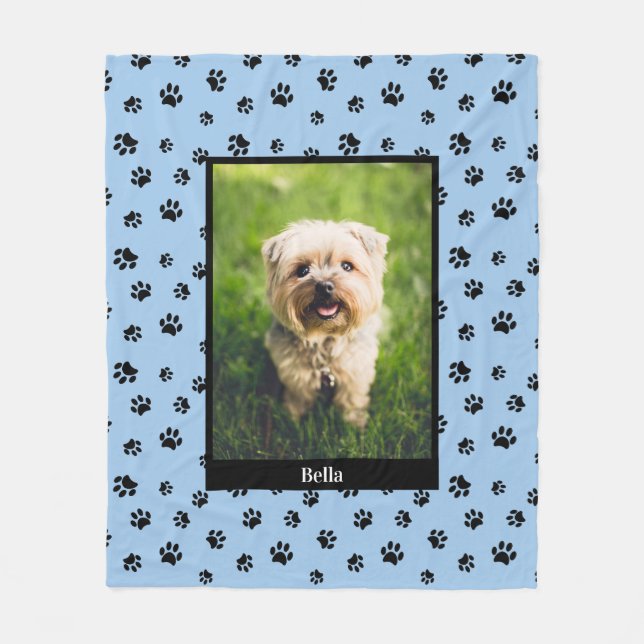 Niedlicher Hund Foto Name Schwarze Paw Prints Must Fleecedecke (Vorderseite)