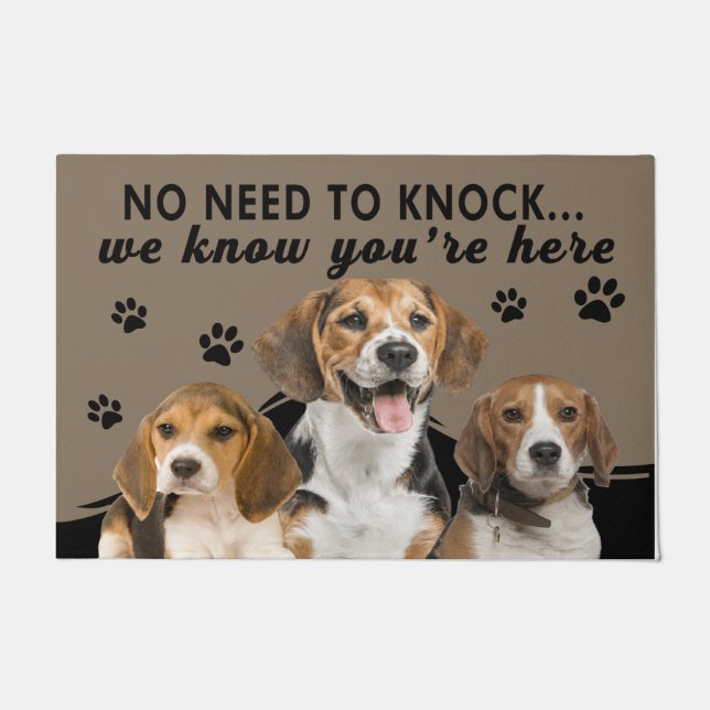 Niedlicher Hund, keine Notwendigkeit zu klopfen wi Fußmatte (Vorderseite)