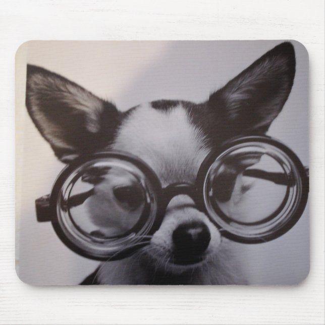 Niedlicher Hund mit Gläsern Mousepad (Vorne)