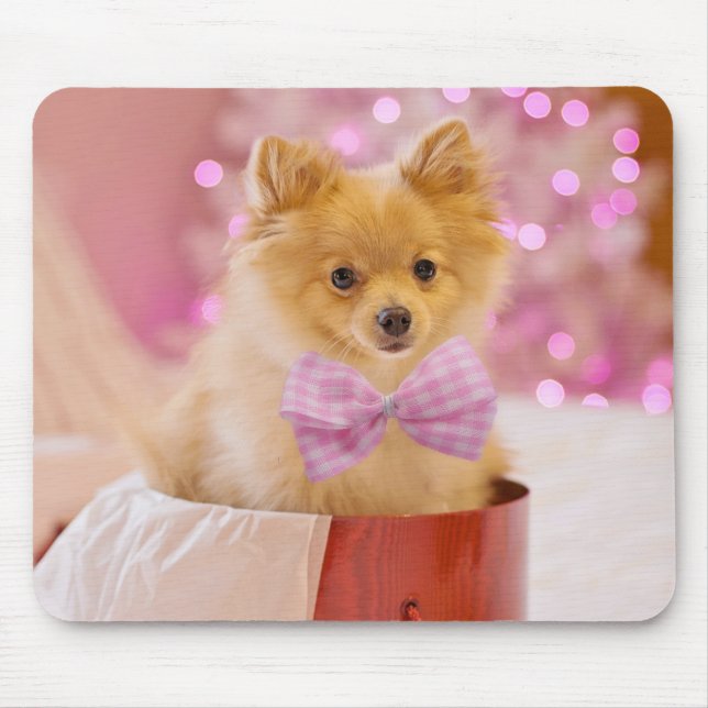 Niedlicher Hund mit Pink Bow Weihnachtsfoto Mousepad (Vorne)