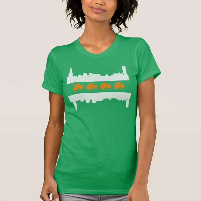 Niedlicher Irish Chicago Skyline Flag St Patrick's T-Shirt (Vorderseite)