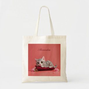 Niedlicher Januar Katze mit Nelken Tragetasche