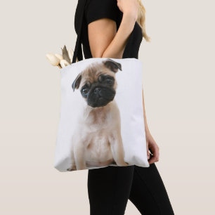 Niedlicher junger Mops-Hund Tasche